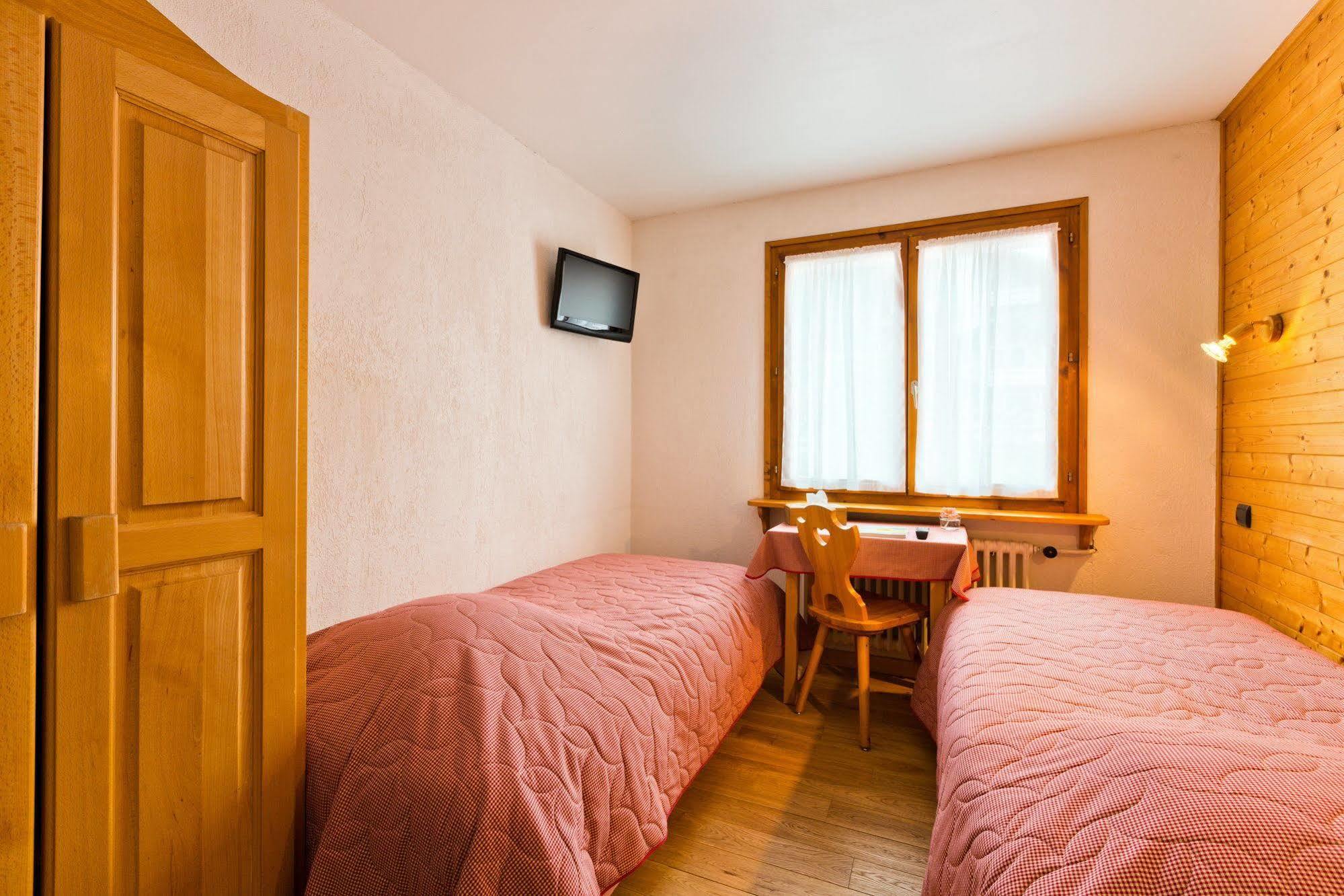 Le Roitelet Hotel Châtel Kültér fotó